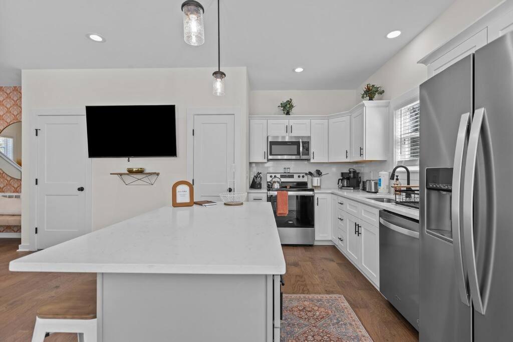 Contemporary Home, Close To Downtown And Nccu Durham Buitenkant foto